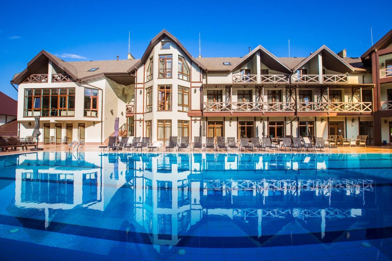 Georg Park Hotel Tarashany Eksteriør bilde