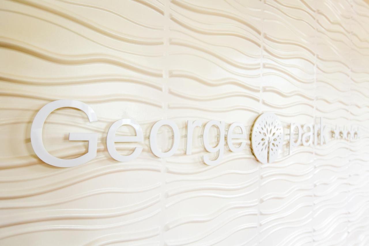 Georg Park Hotel Tarashany Eksteriør bilde
