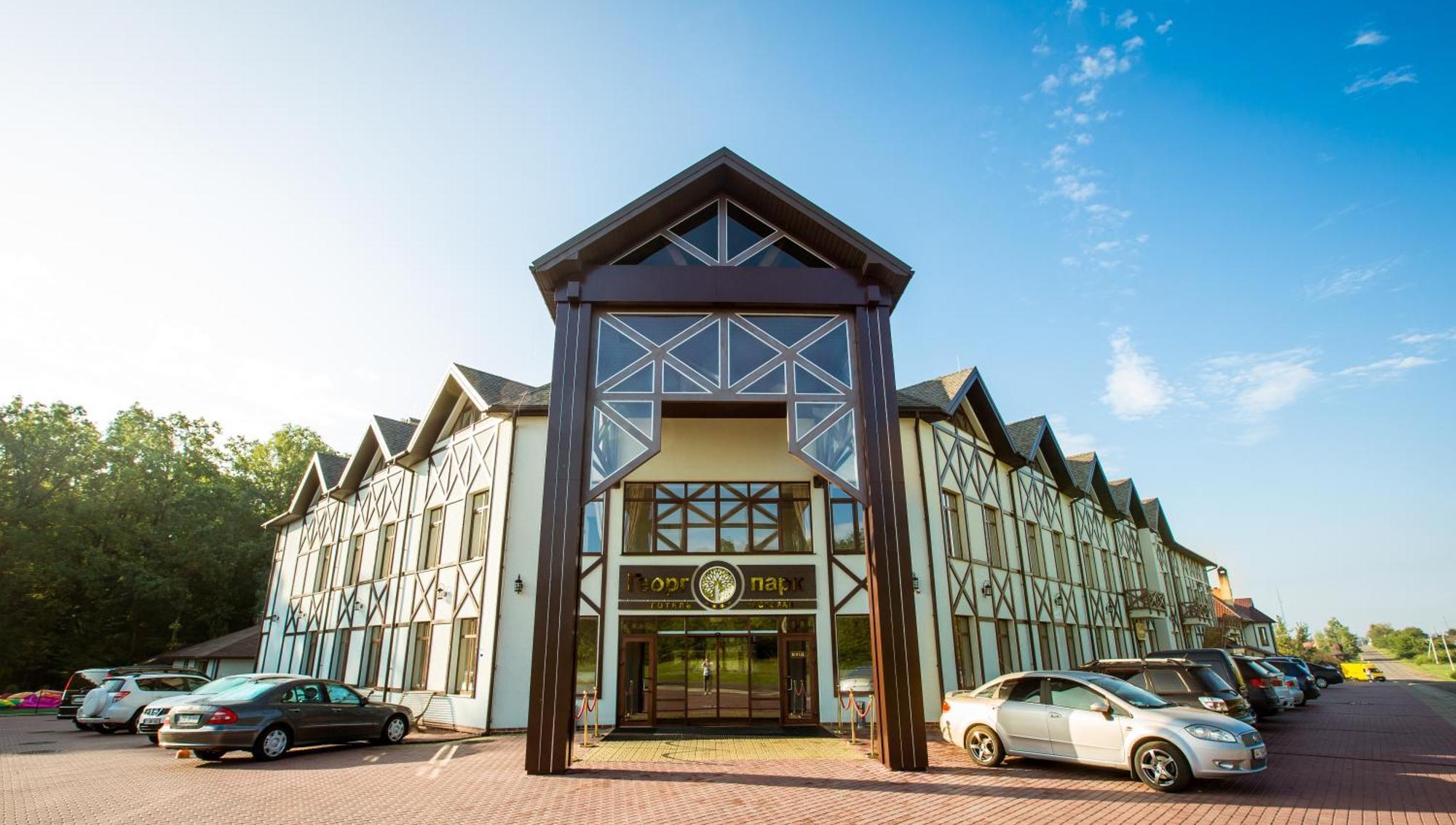 Georg Park Hotel Tarashany Eksteriør bilde